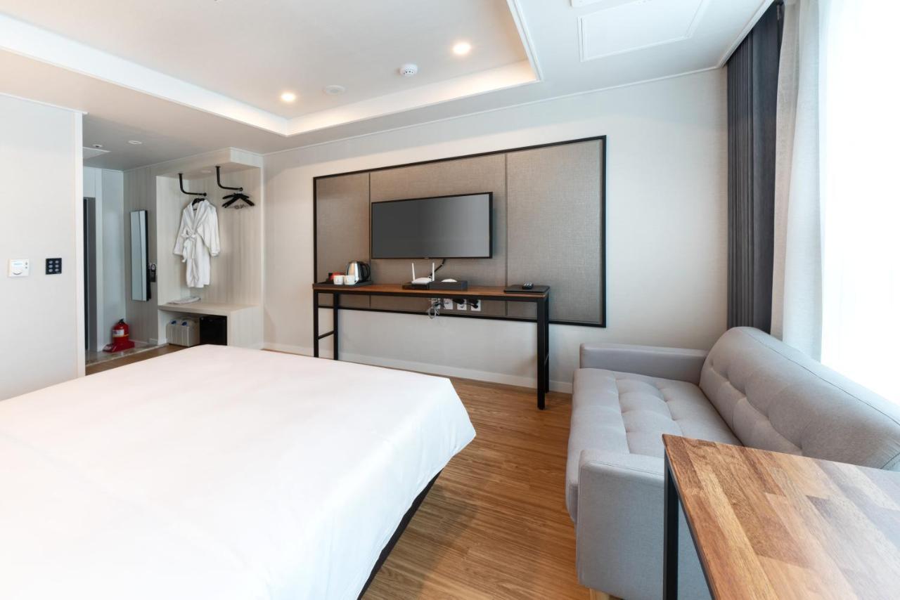 The Mains Hotel Τσεονάν Εξωτερικό φωτογραφία