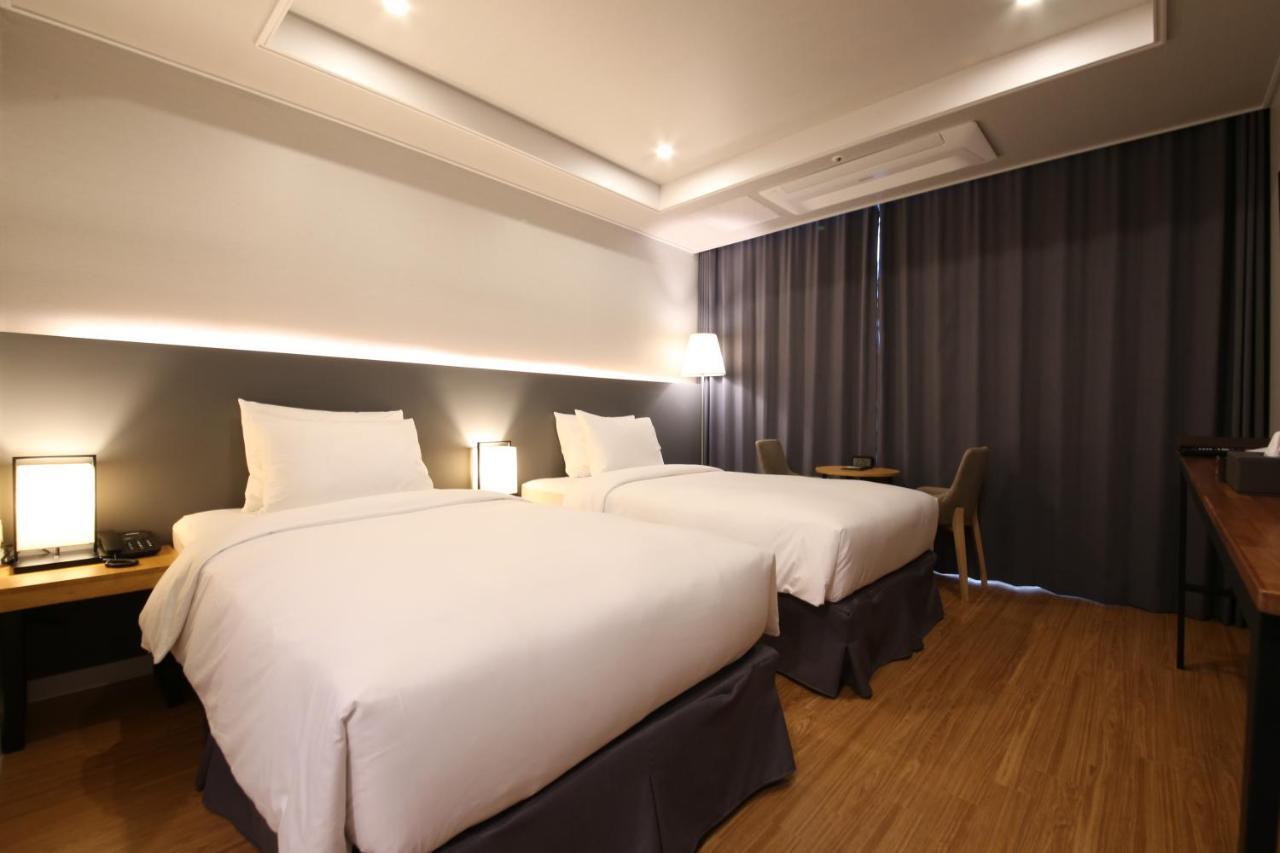 The Mains Hotel Τσεονάν Εξωτερικό φωτογραφία