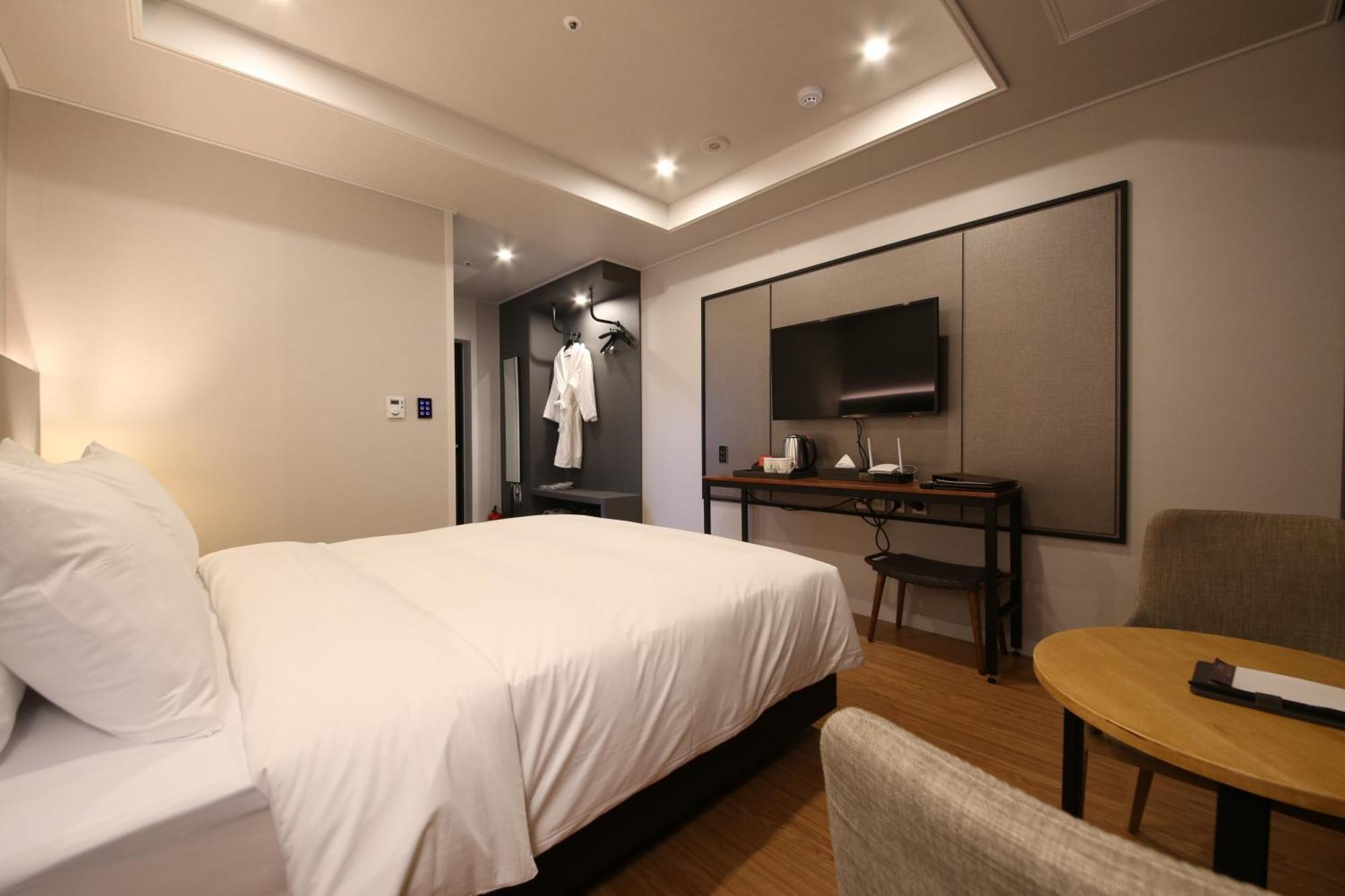 The Mains Hotel Τσεονάν Εξωτερικό φωτογραφία